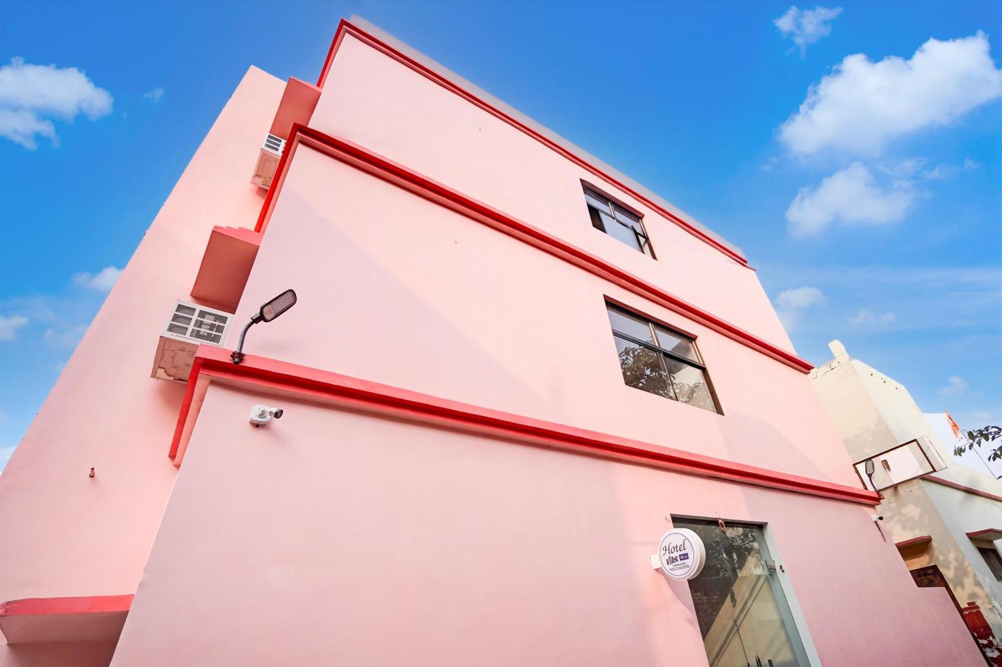 Hotel Vibe Blu- Varanasi Dış mekan fotoğraf